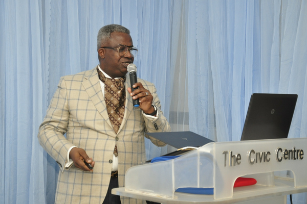 Top Fertility doctor In Nigeria Dr. Abayomi Ajayi at the physicians Round Table 2018 - abayomiajayi.com.ng