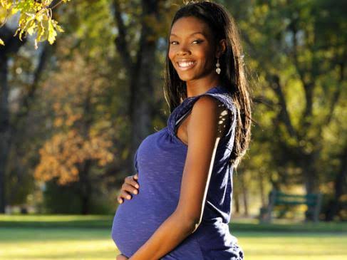 pregnant black woman